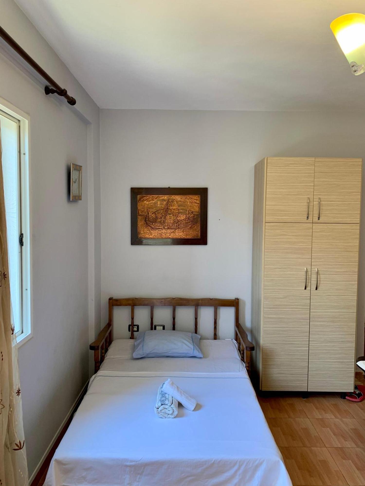 Gazi'S Apartament For Rent Golem  Ngoại thất bức ảnh